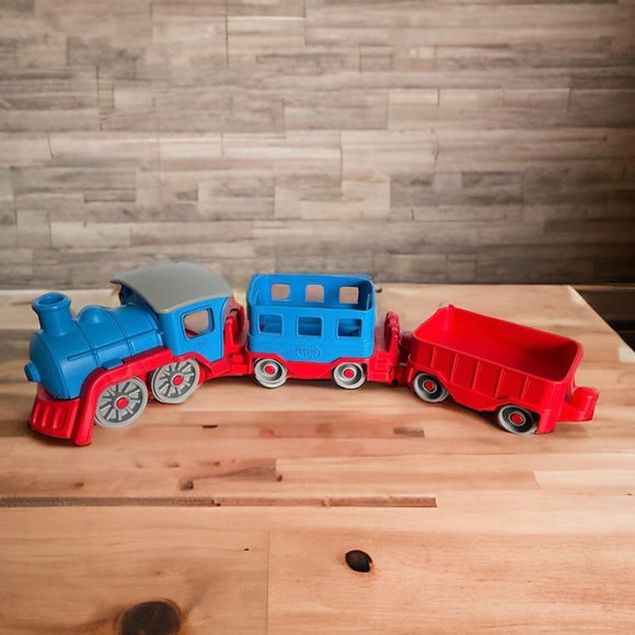 Green Toys 3- Pc Red & Blue Train Playset - Picture 1 of 11